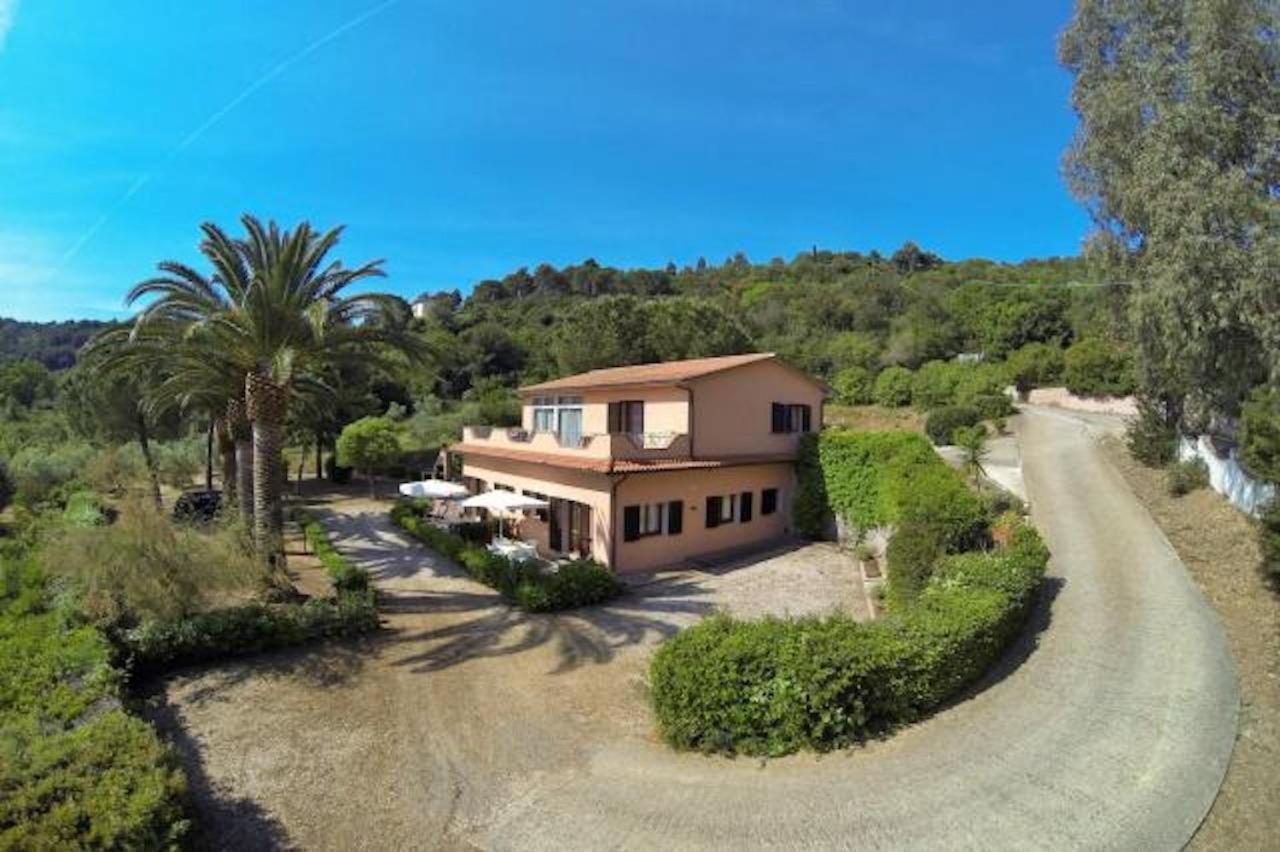 Villa Vanna Trilo -Quadrilocale カポリーヴェリ エクステリア 写真