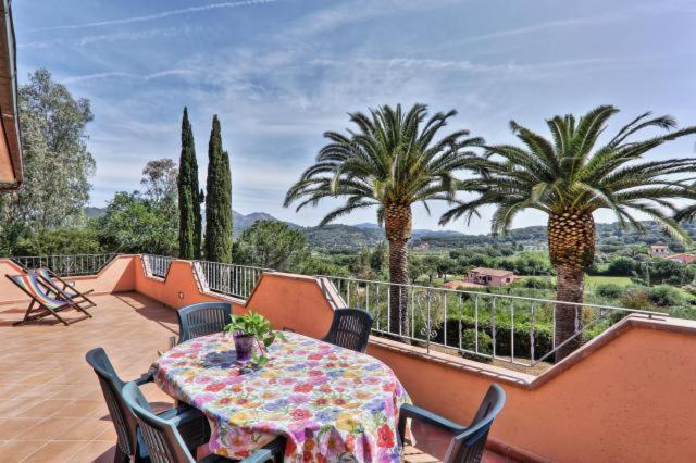 Villa Vanna Trilo -Quadrilocale カポリーヴェリ エクステリア 写真